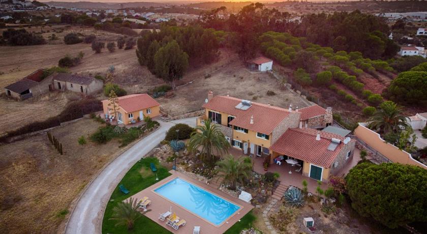 VILLA LUCY