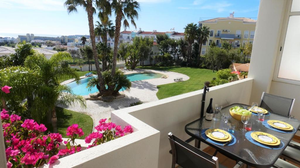 ALBARDEIRA APARTMENT