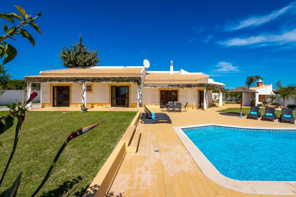 VILA CASINHA