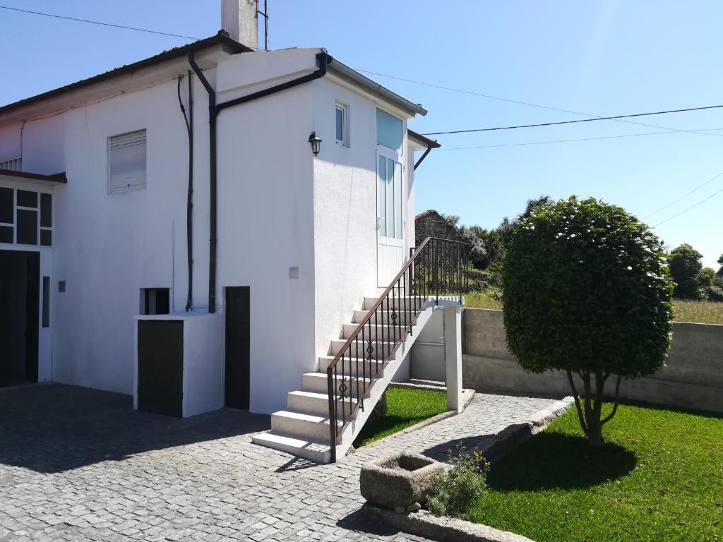 SANTO TIRSO HOLIDAY HOME