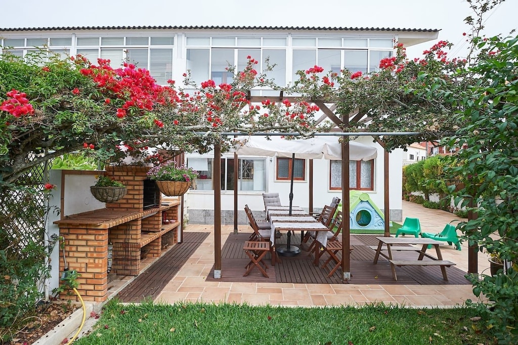 ECO HOUSE