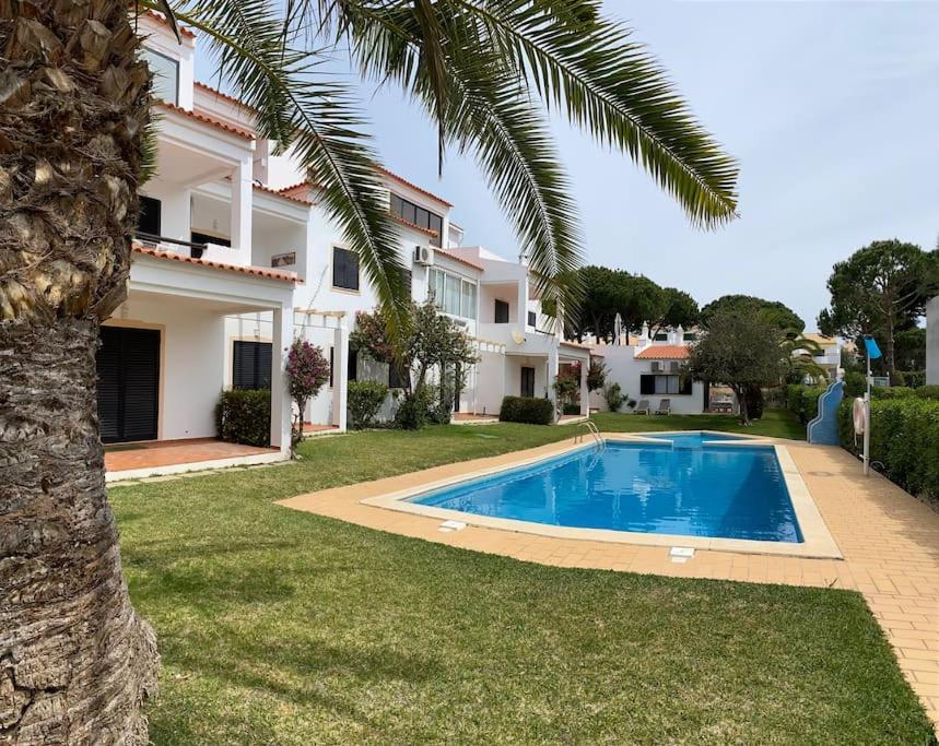 FALÉSIA TOWNHOUSE 26