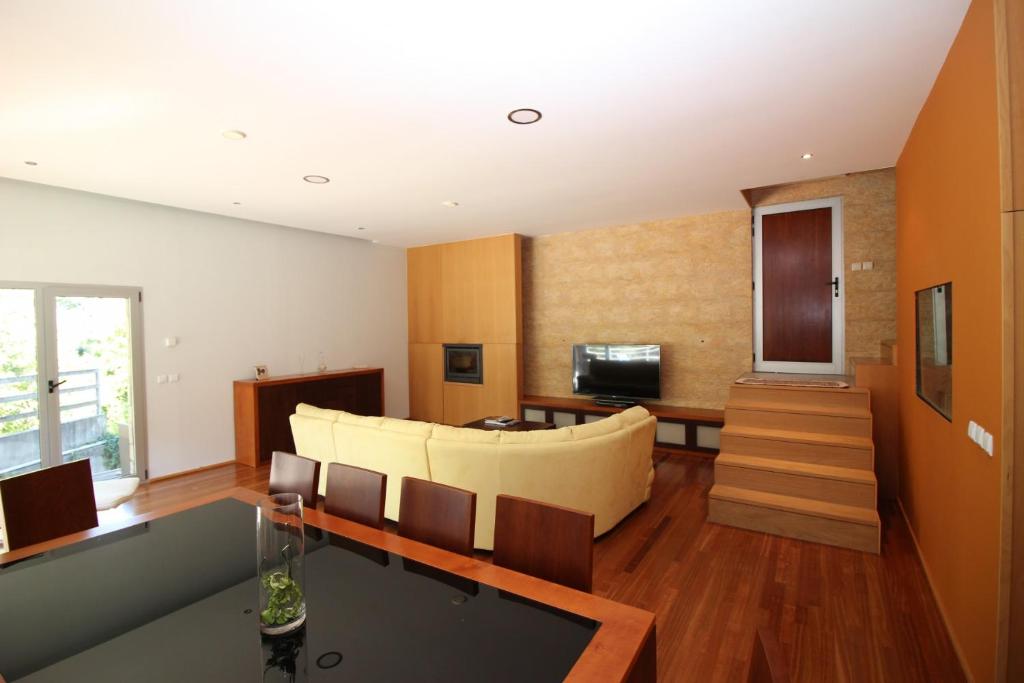 CASA PAREDES SECAS