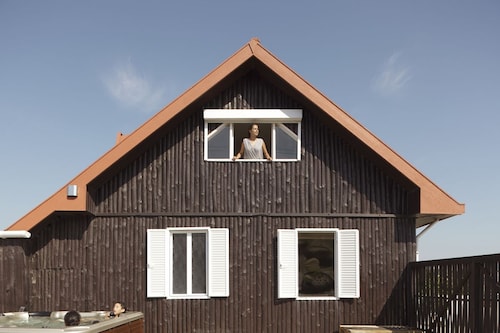 COOL AND SEA BEACH HOUSE