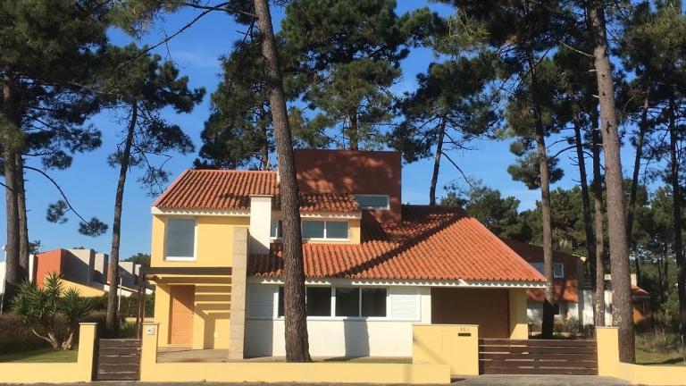 Imagem de Golden Waves Surf Lodge