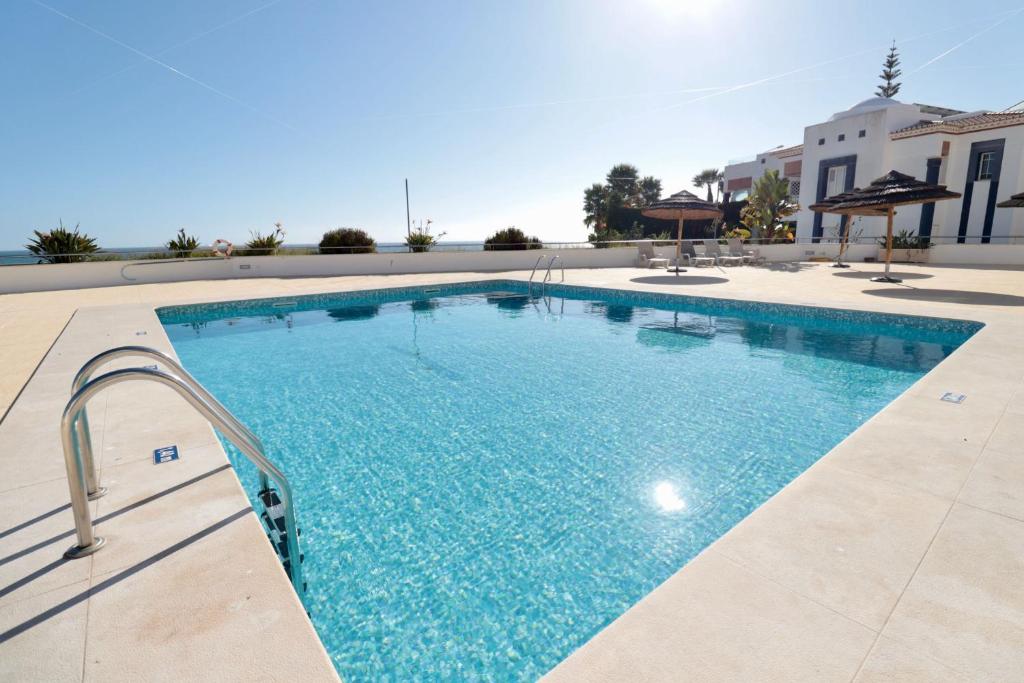 Imagem de V 4 com piscina