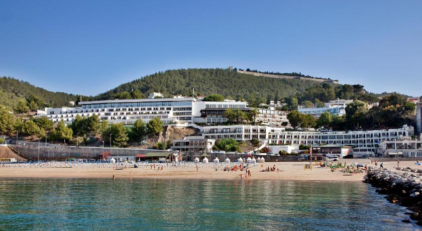 SESIMBRA VILLAGE