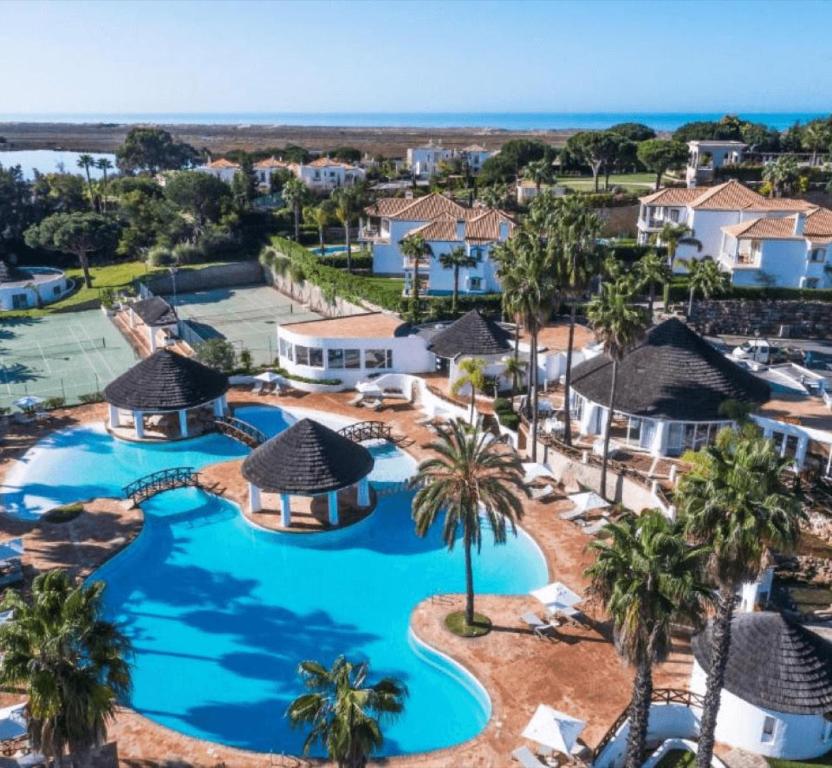 Imagem de URBANIZAÇÃO ENCOSTA DO LAGO - LOTE 30 - QUINTA DO LAGO