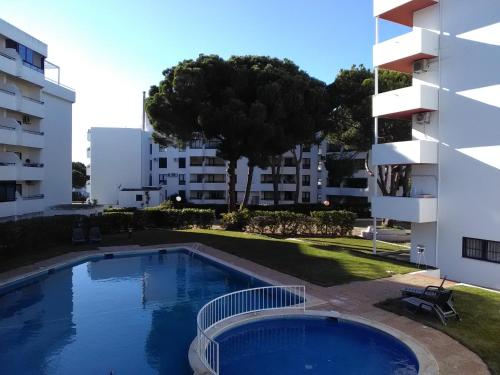 APARTAMENTO LEZÍRIA - FRAÇÃO AT
