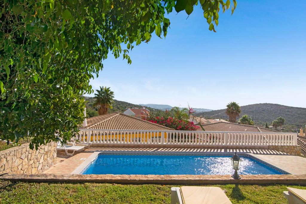 VILLA ISABEL