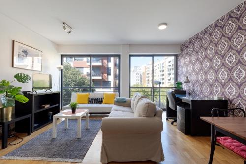 Imagem de Sunshine Flat Expo