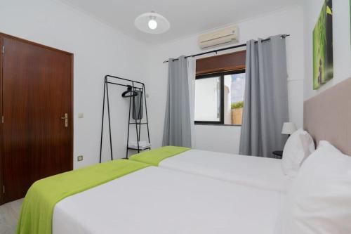 Imagem de Romantic Gem in Santos