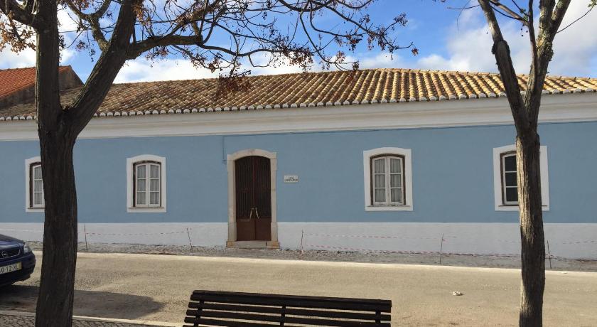 CASA LARGO DO POÇO