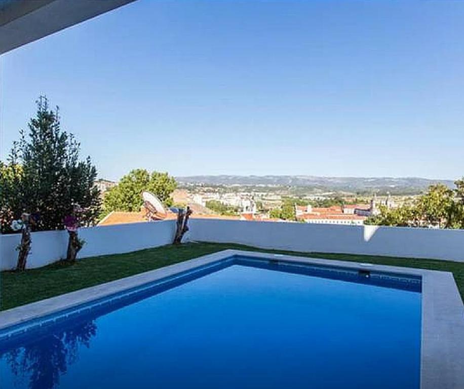 Imagem de Stunning View Alcobaça/Nazaré Pool