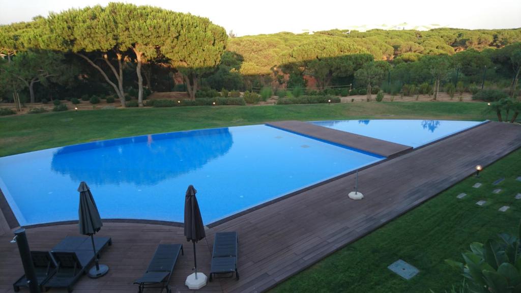 APARTAMENTO  C QUINTA DO MILHARÓ