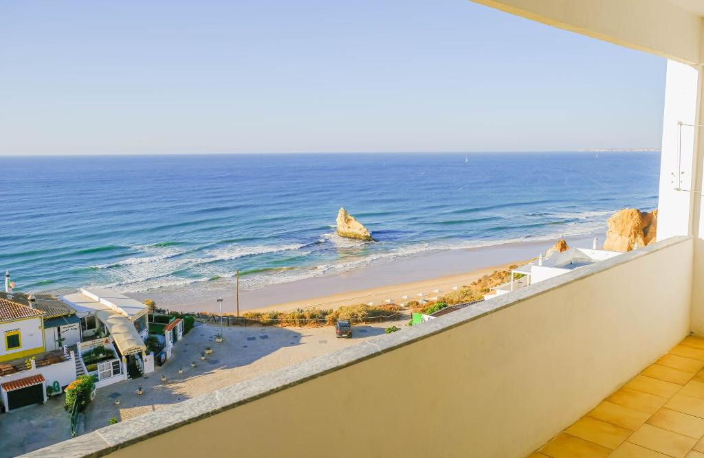 Imagem de Edf. Rocha praia mar - 3ºH - fração CU