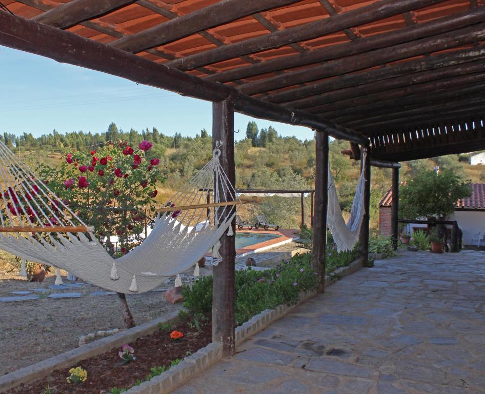 MONTE PINHEIRO