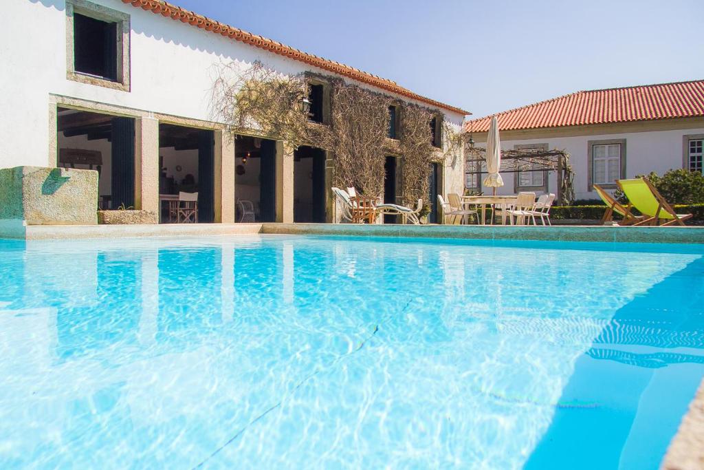 Imagem de Liiiving in Ofir | Manor Pool House