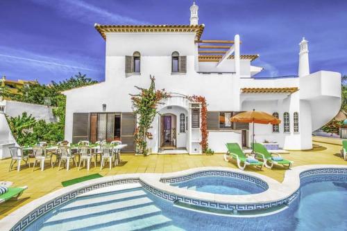 CASA ELO