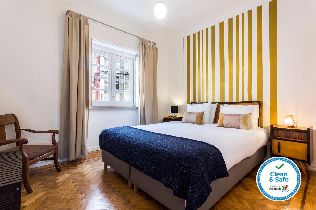 MODERN BEDROOM NEAR OLD TOWN