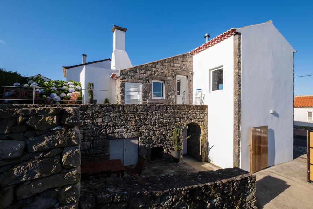 Imagem de "CASA DOS FERROS"