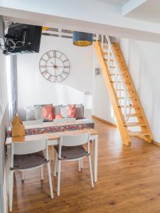 ALBOI LOFT