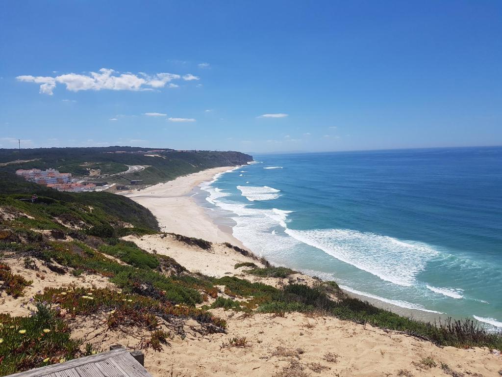 T2 DUPLEX PRAIA PAREDES DA VITÓRIA