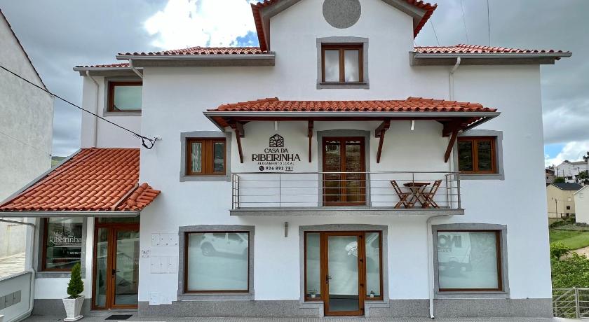 CASA DA RIBEIRINHA