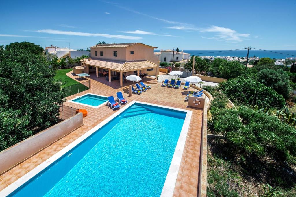 VILLA MIRANDA