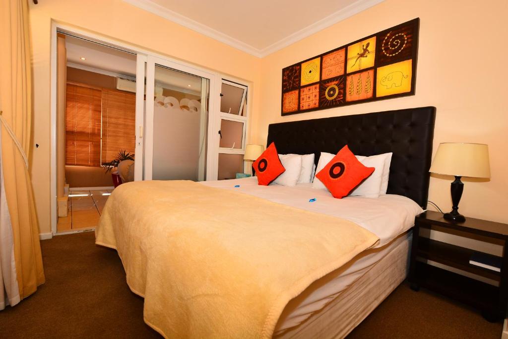 SECRET GARDEN GUEST HOUSE