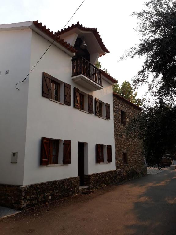 CASA DO RIO 2