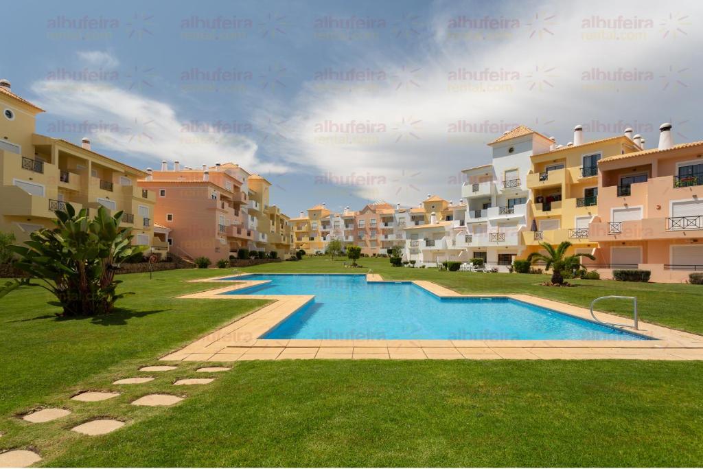 APARTAMENTO SIMÕES