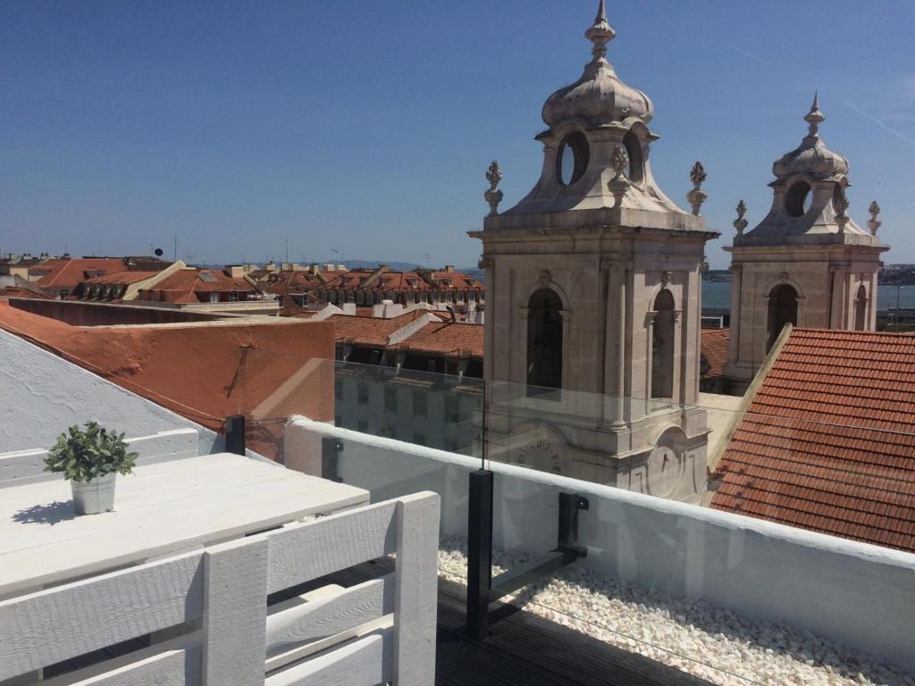 TERRACE APARTMENT