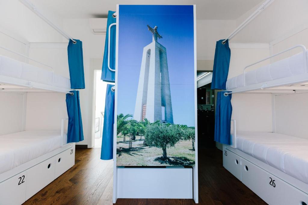 Imagem de Lisbon South Hostel