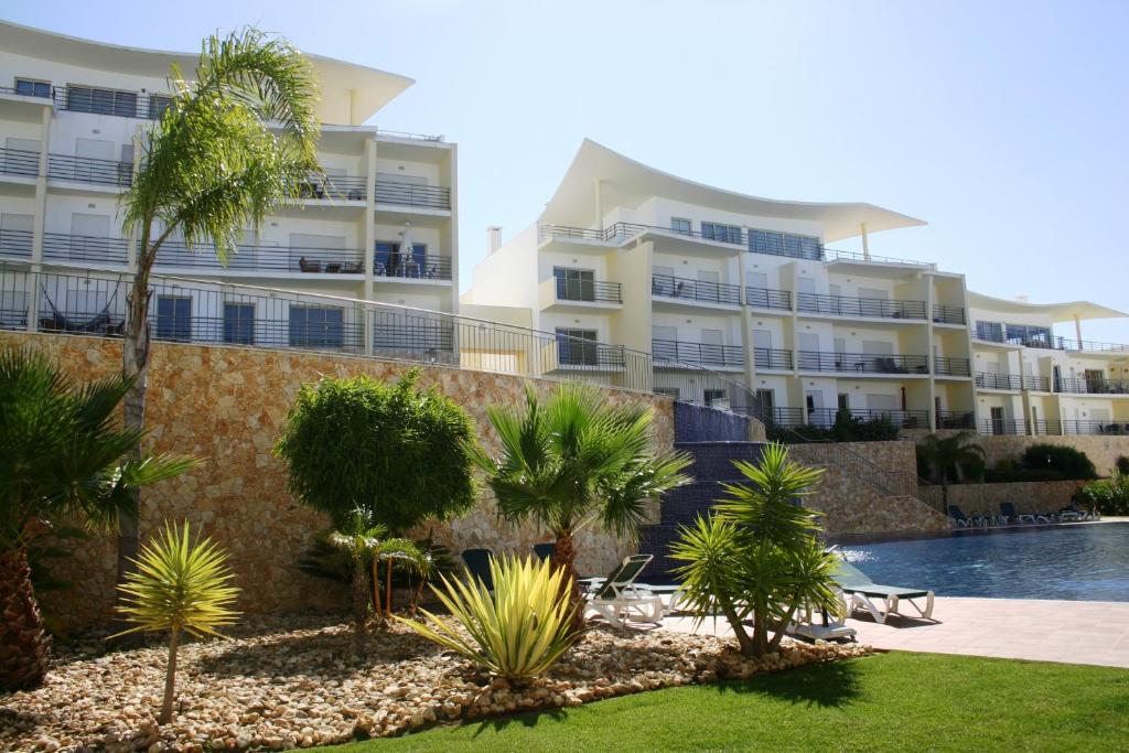 Imagem de Condominio Encosta da Orada - Lote B - Fracção BG