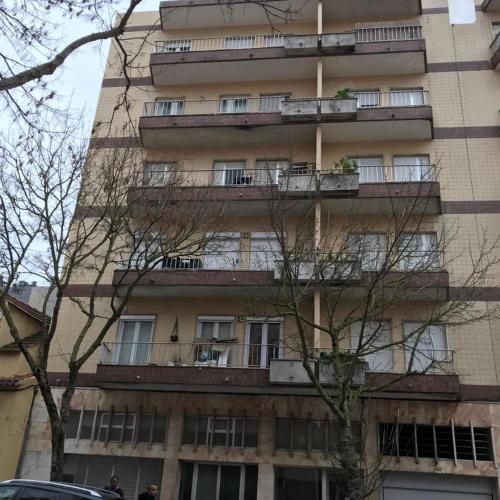 Imagem de Bright Flat Near Prazeres