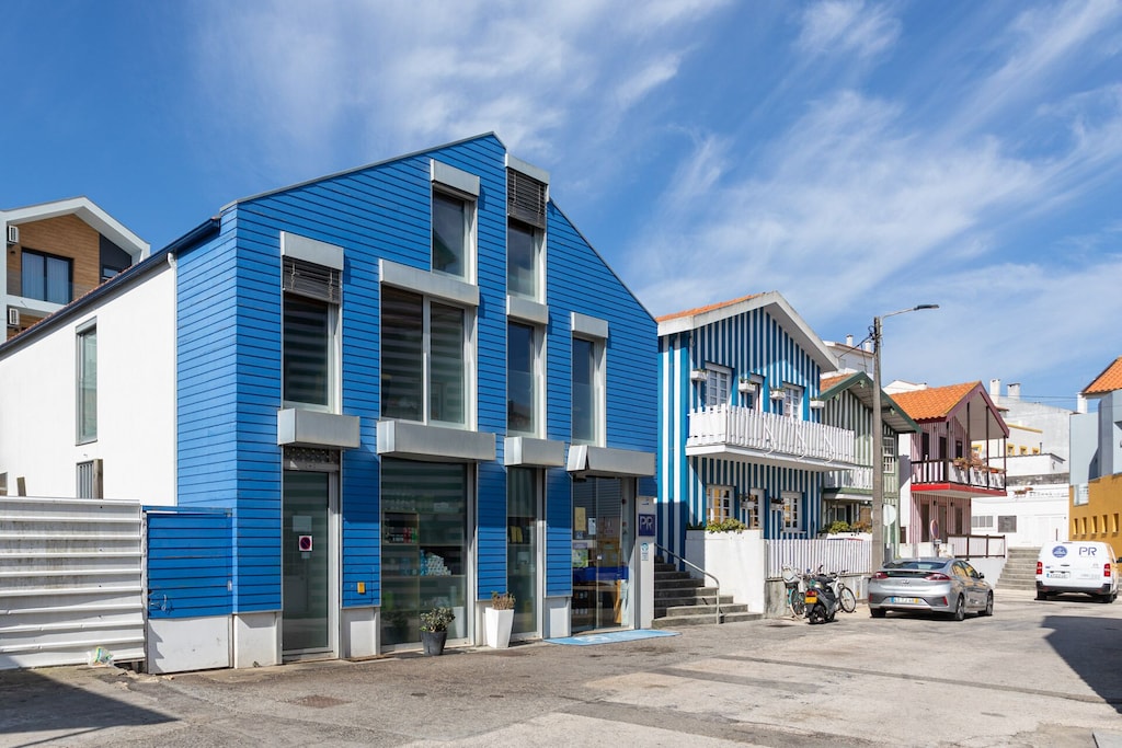 APARTAMENTO FRENTE AO MAR