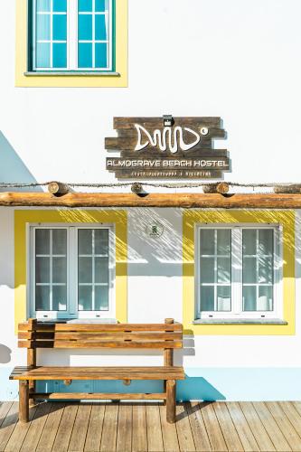 Imagem de ALMOGRAVE BEACH HOSTEL