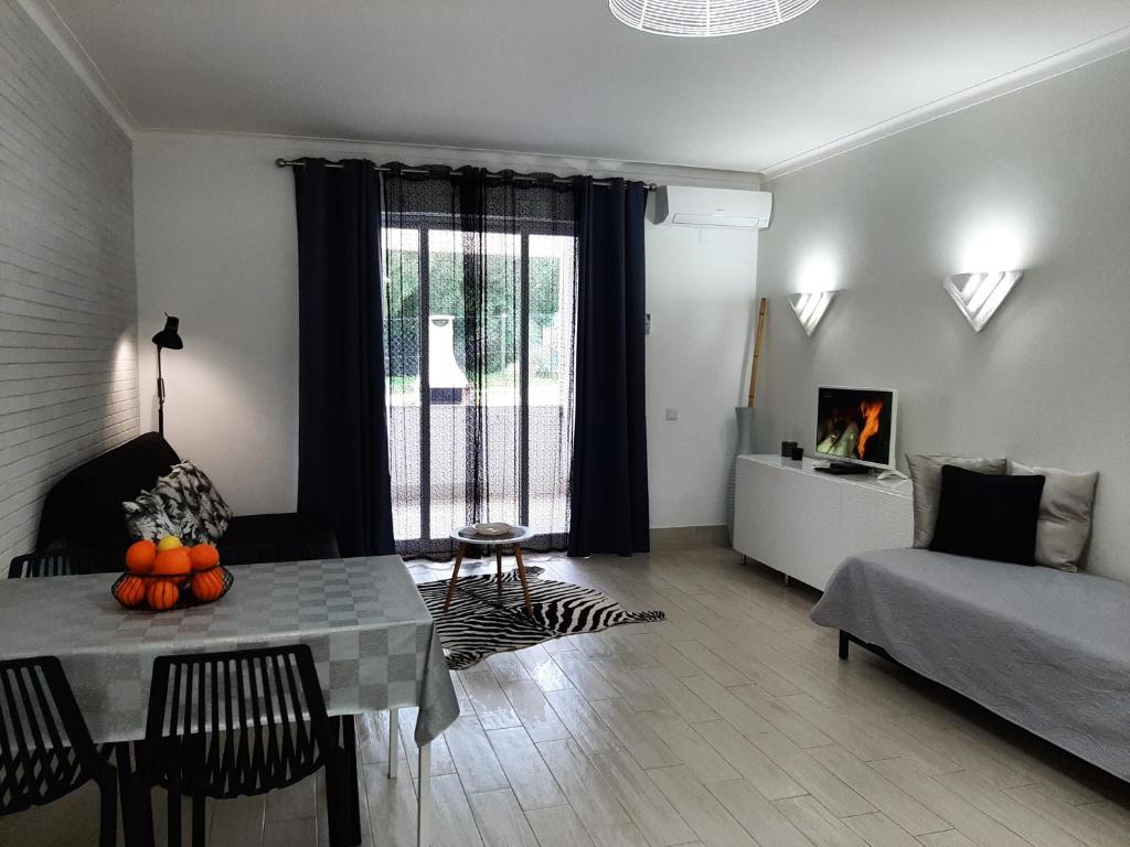 Imagem de Private Room in Albufeira Old Town