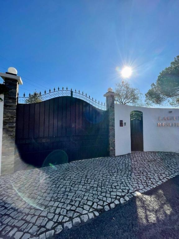 LAGUS RESORT - BED AND BREAKFAST
