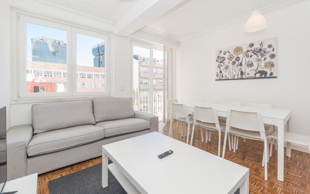 AMOREIRAS APARTMENT