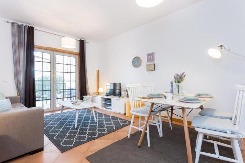 Imagem de DELFIMAR APARTMENT