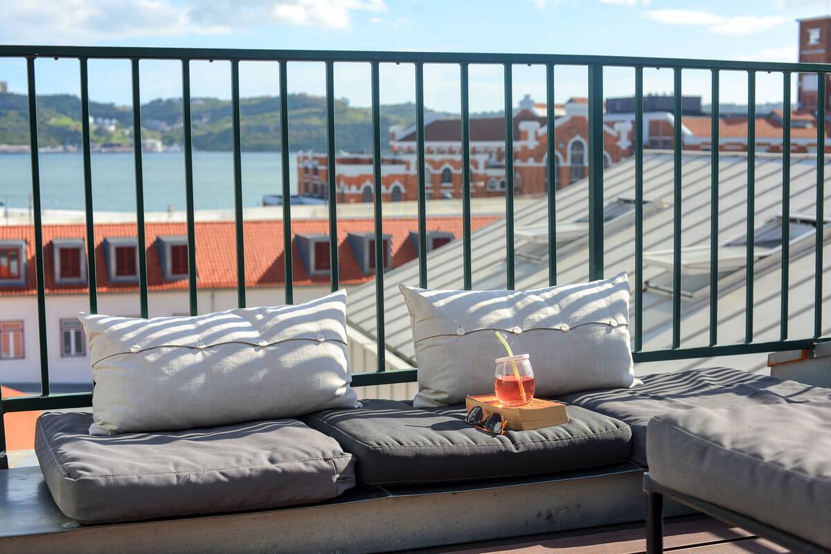 Imagem de Belem Riverside View apartments with garden