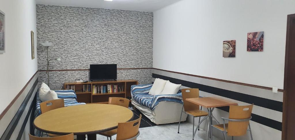 Imagem de beautiful room in a sunny house
