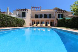 VILLA BROWNS I