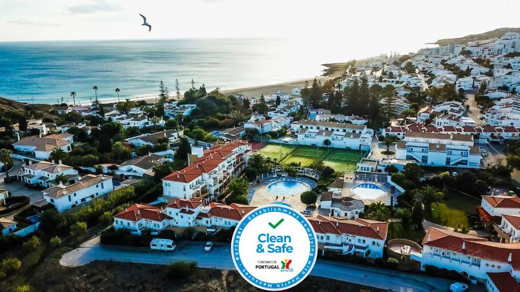 Imagem de Oasis Apartments